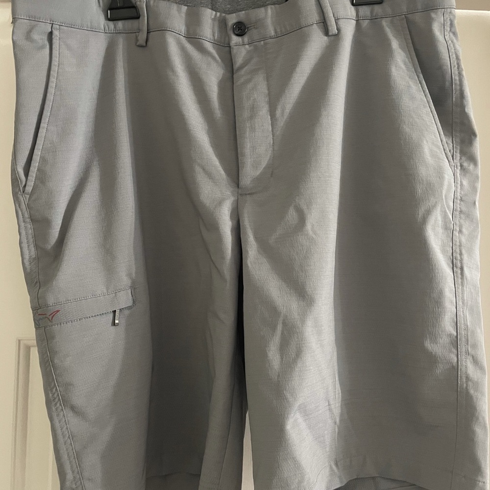 Greg Norman golf shorts